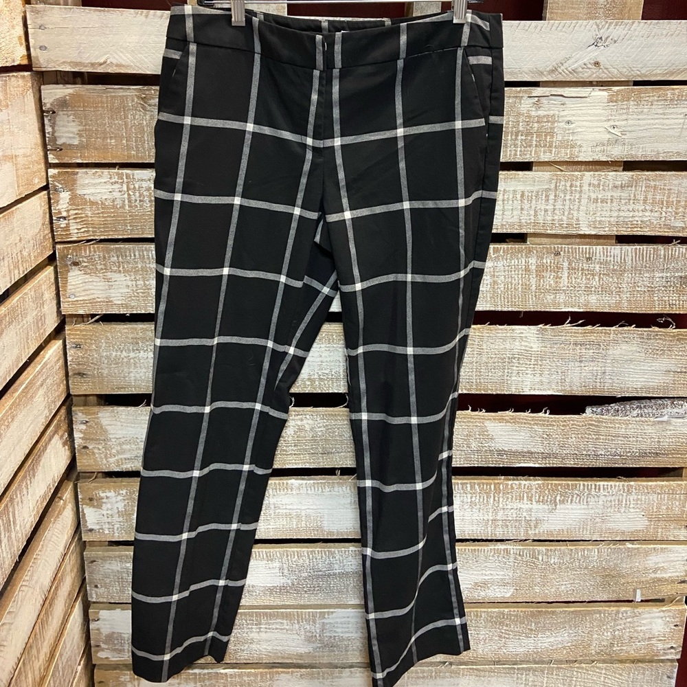 Black and white, women’s pants
